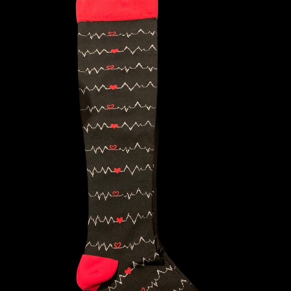 🔥🔥Compression Socks 🔥🔥 - Picture 3 of 3